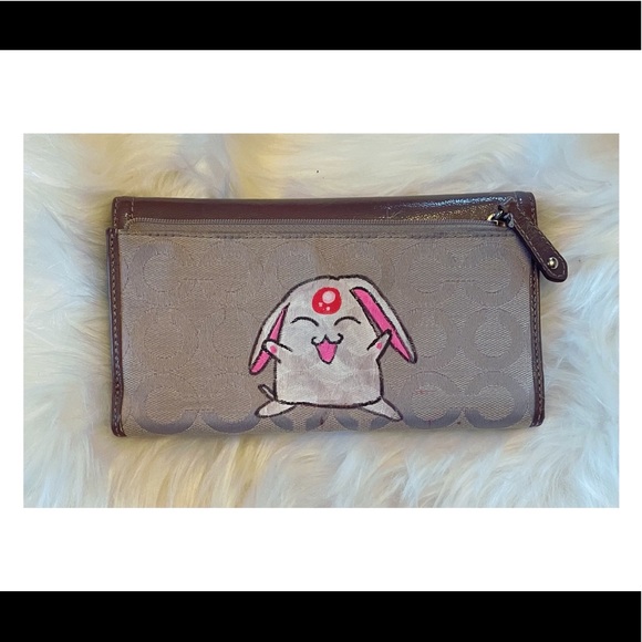 Coach Handbags - Mokona Coach Wallet